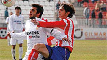 <b>EMOCIÓN</B>. El miniderby cumplió con las expectativas y no defraudó a ninguna de las aficiones.