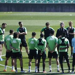 La plantilla del Betis ya ensaya los penaltis