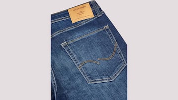 Este pantal¨®n corto de Jack & Jones cuenta con cinco bolsillos y est¨¢ disponible en Amazon.