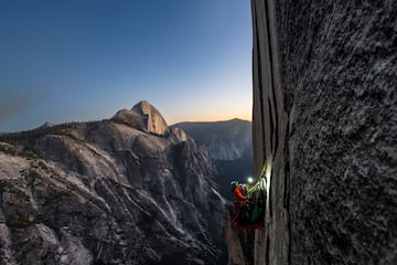This image is free for editorial purposes only when used in relation to Red Bull Illume. Please always add the photographer credit: © Name of photographer / Red Bull Illume Photographer: Christian Pondella, Athletes: Beth Rodden & Katie Lambert, Location: Yosemite Valley, CA, United States // Red Bull Illume 2023 // SI202310090209 // Usage for editorial use only //