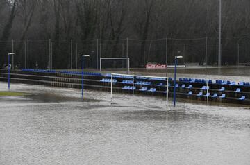 El Real Oviedo no ha podido entrenarse hoy en El Requexón debido a las inundaciones en la ciudad deportiva causadas por las continuas lluvias de estos días en Asturias.