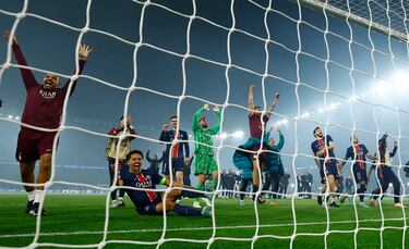 El Paris Saint-Germain celebra la victoria tras finalizar el encuentro. La gran final, PSG-Inter, en el Allianz Arena de  Munich.