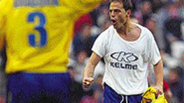 <b>DE LA MANO DE FARINÓS</B>. Desde que llegó, el Villarreal sólo sabe ganar. Marcó un buen gol.