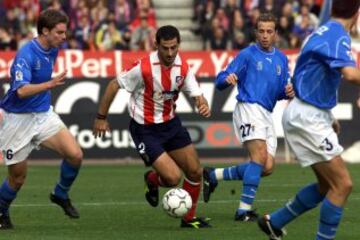 En la temporada 01/02, fich¨® por el Atl¨¦tico de Madrid para incorporarse en su proyecto para regresar a Primera Divisi¨®n. Los colchoneros pagaron 3 millones de euros por su fichaje.