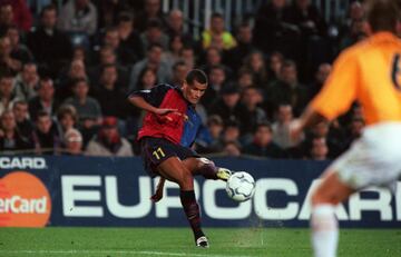 10 goles con el Barcelona (empat¨® con Jardel y Ra¨²l Gonz¨¢lez)