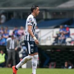 Polémica arbitral divide opiniones en el Cruz Azul-Rayados
