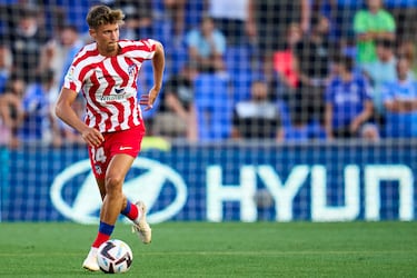 Llegó en 2008 a las categorías infantiles del Real Madrid. El centrocampista Marcos Llorente estuvo desde ese año hasta el 2018-19 en el conjunto madridista. Solamente estuvo cedido durante una temporada en el Deportivo Alavés, en el 2016. Actualmente el canterano del Real Madrid está en el Atlético de Madrid desde el año 2019.