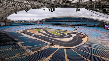 Estadio de Juegos Olímpicos se convierte en pista de carreras de autos