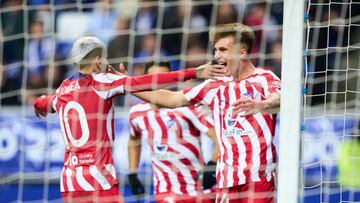 OVIEDO, SPAIN - JANUARY 04: Pablo Barrios of Club Atletico de Madrid celebrates with his teammates Angel Correa of Club Atletico de Madrid after scoring his team's second goal during the Copa del Rey round of 32 match between Real Oviedo and Atletico de Madrid at Carlos Tartiere on January 04, 2023 in Oviedo, Spain. (Photo by Juan Manuel Serrano Arce/Getty Images)