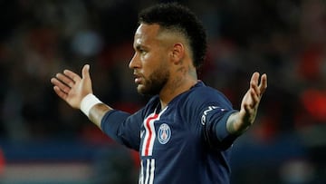 Soccer Football - Ligue 1 - Paris St Germain v Stade de Reims - Parc des Princes, Paris, France - September 25, 2019  Paris St Germain&#039;s Neymar reacts  REUTERS/Philippe Wojazer