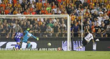 1-1. Negredo anotó el gol del empate.