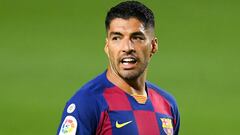 Koeman: "Suárez will have a role to play if he stays at Barcelona"