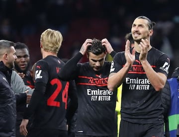 Soccer Football - Champions League - Group B - Atletico Madrid v AC Milan - Wanda Metropolitano, Madrid, Spain - November 24, 2021 AC Milan's Zlatan Ibrahimovic applauds fans after the match REUTERS/Juan Medina