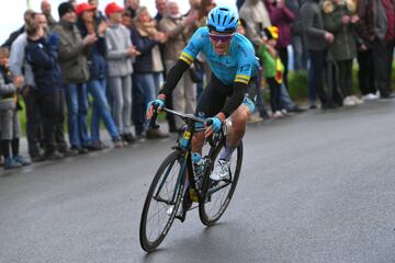 Una caída le retiró de un Tour donde era favorito y el danés acude a la Vuelta como segunda baza del Astana tras Superman López, pero con galones y libertad para luchar por todo.