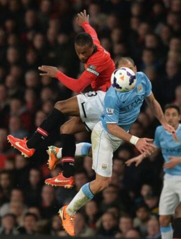 Patrice Evra y Pablo Zabaleta.