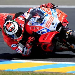 Lorenzo no entra al trapo de Dovizioso sobre su futuro