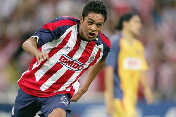 En la edición del Clausura 2008, Chivas llegó como líder general y América como último de la general. La disparidad se hizo notoria en el primer tiempo, pues Sergio Santana apareció en par de ocasiones para perforar el arco azulcrema. Aunque su noche fue opacada un poco por el posterior doblete de Cabañas, Guadalajara se llevó el triunfo por 3-2.