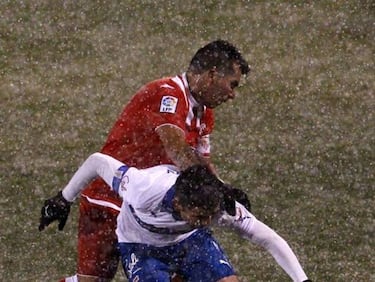 Los 3 partidos del fútbol chileno que se jugaron con nieve