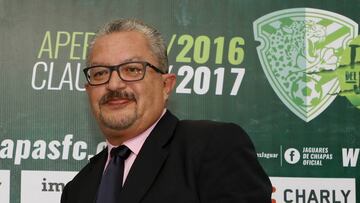 López Chargoy se contradice al explicar los adeudos