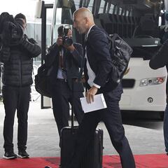 Un Madrid sin Bale ni Kroos es recibido por solo 30 personas