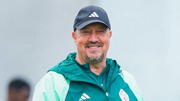 El entrenador Rafa Benítez, durante una sesión de trabajo con el Celta.