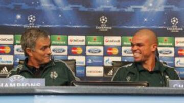 Mourinho y Pepe, en el Real Madrid.