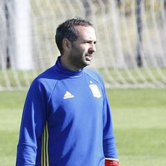 Pedro López da la lista para los amistosos ante Italia en Murcia