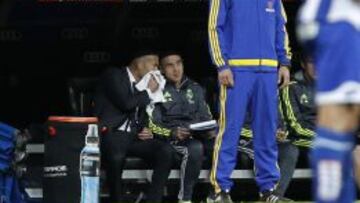 Zidane y Bettoni, durante un partido en el Bernabéu.