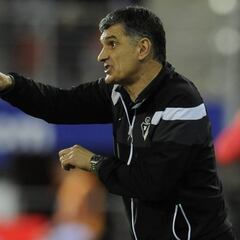 "Si el Espanyol piensa en Europa igual también nosotros"