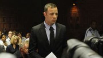 EN EL TRIBUNAL. Oscar Pistorius volvi&oacute; a declarar ayer.