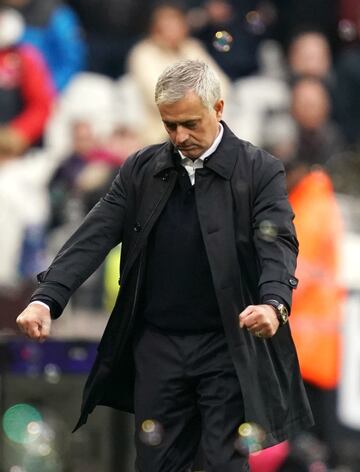 José Mourinho celebrates in his first game in charge at Tottenham