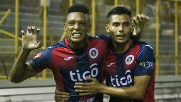 Alianza y Club Deportivo FAS empatan a un gol en el Cuscatlán