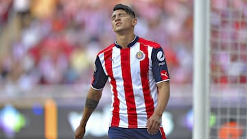 Alan Pulido podría reaparecer antes de lo esperado