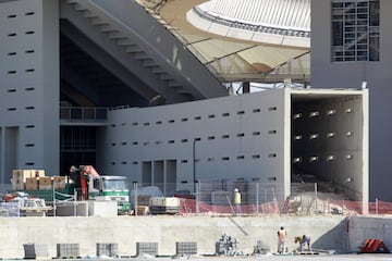 Obras de acondicionamiento del exterior del Estadio.