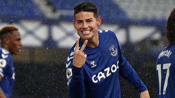 James Rodr&iacute;guez celebra un gol con el Everton. 