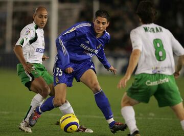 Canterano del Real Madrid, fue en el equipo blanco donde dio sus primeros pasos debutando en Copa contra el Leganés en 2004. Se marchó del conjunto merengue en 2009 rumbo al Benfica donde rindió a un nivel muy alto, lo que le valió para que el City pujara fuerte, pagando 20 millones de euros, para hacerse con los servicios del mediocentro. 2 años estuvo en Mánchester.