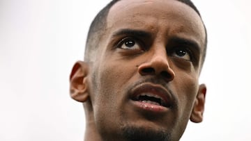 Alexander Isak, jugador del Newcastle, durante un partido.