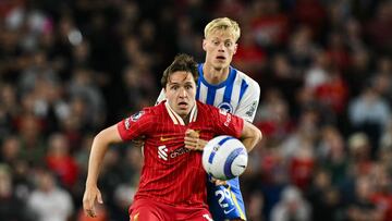 Chiesa, con el Liverpool, en el encuentro ante el Brighton.