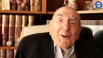 Fallece a los 92 años Javier Berasaluce, leyenda del Alavés