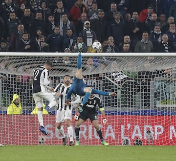 0-2. Cristiano Ronaldo marc¨® de chilena un gol de ¨¦poca.