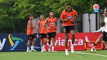 La tricolor realizó trabajos en gimnasio y en el terreno de juego con miras al compromiso de este jueves por eliminatorias.