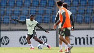16/10/2025
Entrenamiento Real Madrid
Alaba