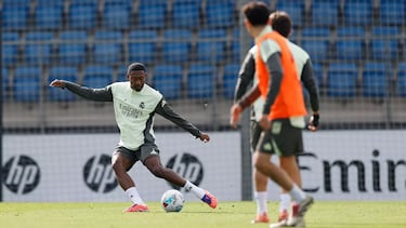 Alaba refuerza la defensa