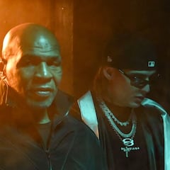 ¡Mike Tyson se une a la presentación de Peso Pluma en los Billboard Music Awards 2023!
