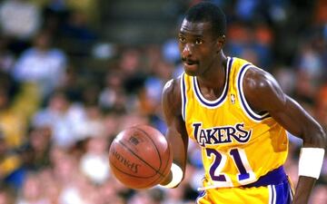 Cooper perteneci¨® al ¨¦xito de los ochenta de Los Lakers con sus cinco trofeos.