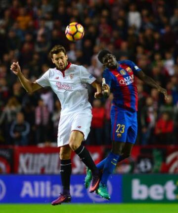 Samuel Umtiti and Franco Vázquez.