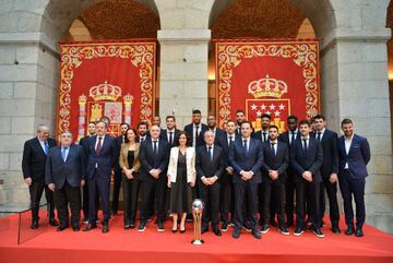 Foto de familia en la Comunidad de Madrid. 