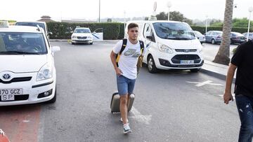 SIMON MORENO LLEGA AL HOTEL GUADADALMAR DE MALAGA, MALAGA CF