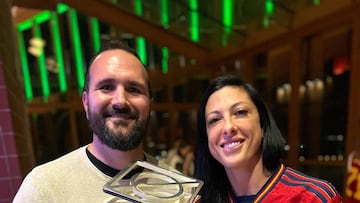 Óscar González: “Se está creando una nueva industria vinculada al femenino”