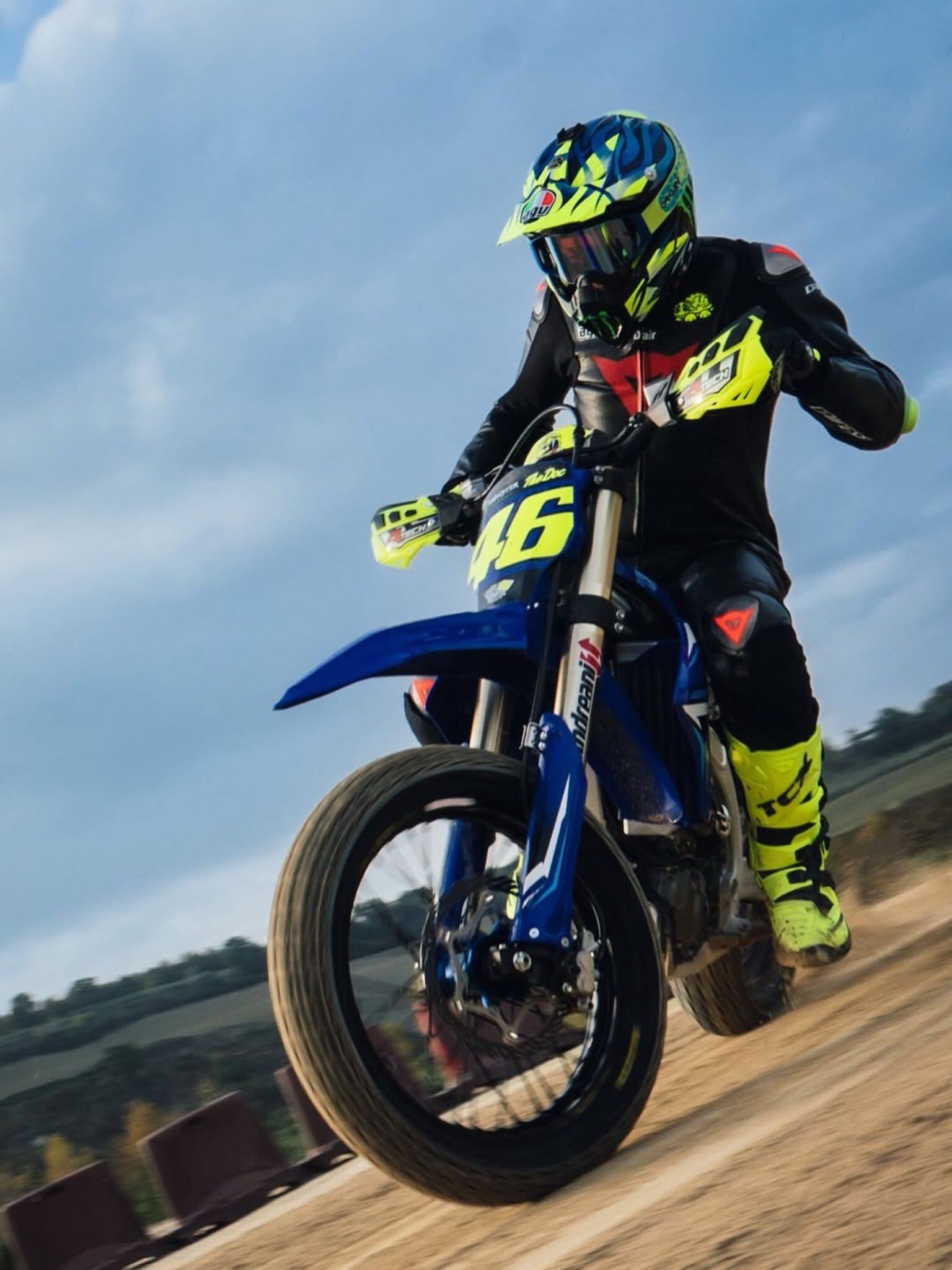 Valentino Rossi se prepara para los 100km dei campioni en Tavullia.